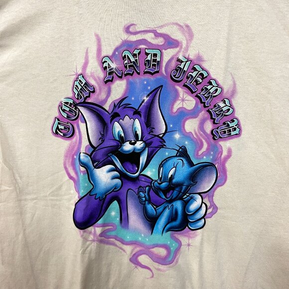 Tom and Jerry Airbrushed Cartoon Tshirt size medium - Picture 2 of 4